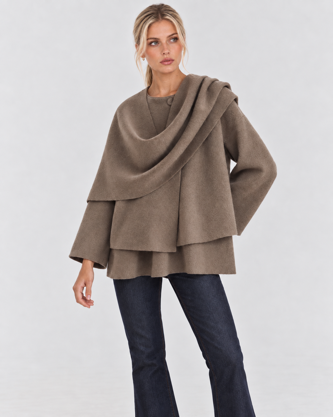 Iris | Cappotto a Mantella da Donna con Collo Morbido