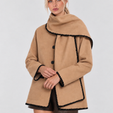 Nellie | Cappotto a Mantella in Lana con Profili a Contrasto