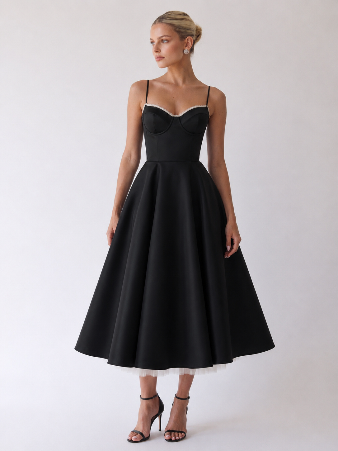 Hope | Abito midi ad A con scollo a cuore